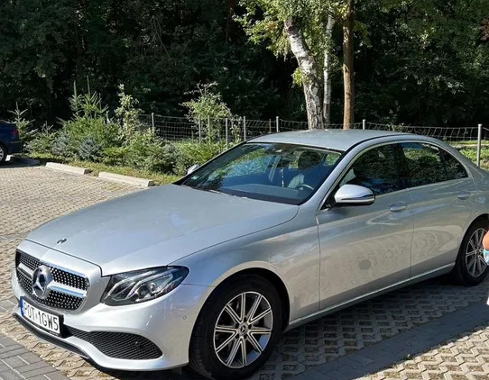 mercedes benz klasa e Mercedes-Benz Klasa E cena 105500 przebieg: 77500, rok produkcji 2016 z Ostrzeszów